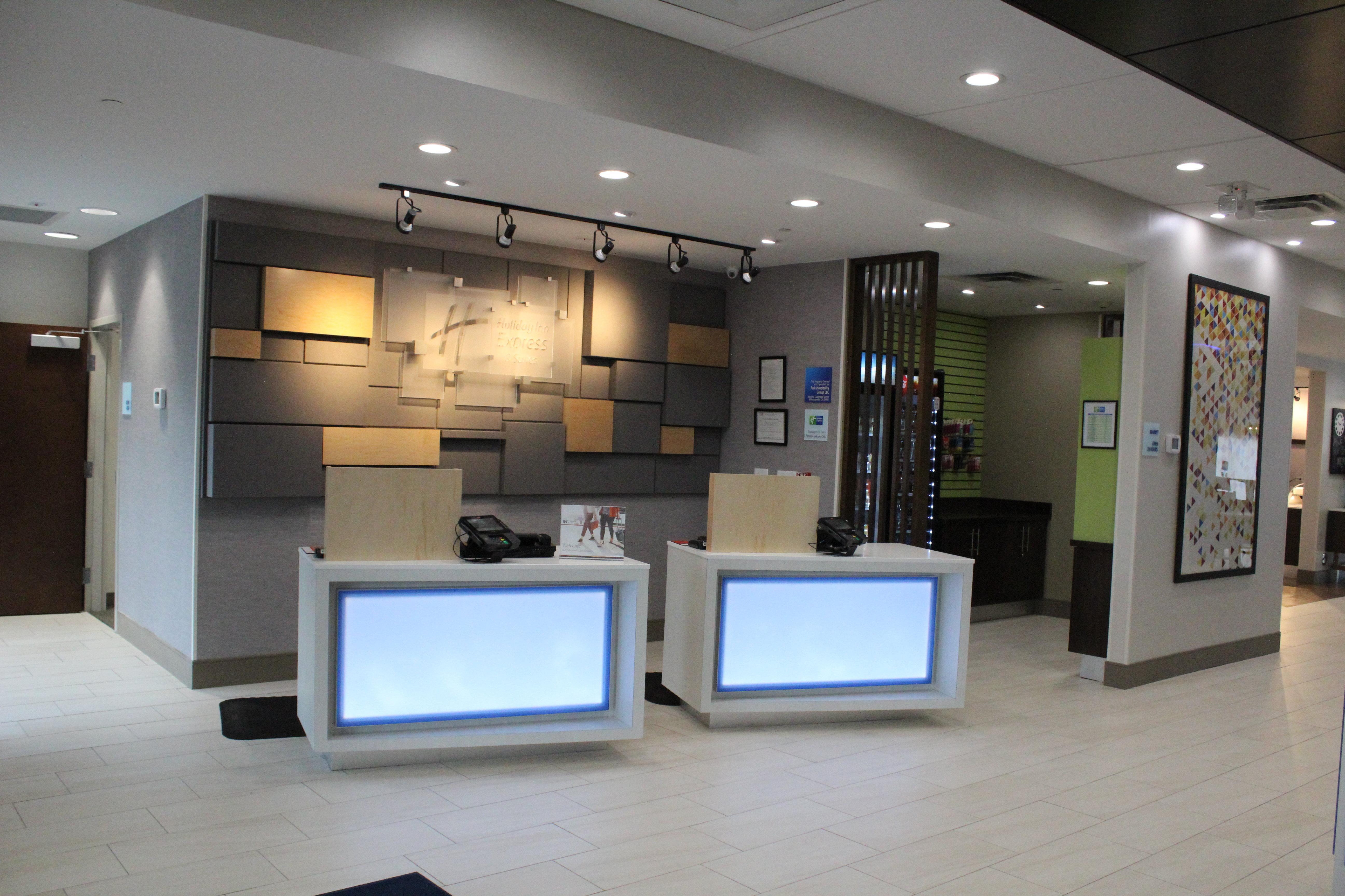 Holiday Inn Express & Suites - Milledgeville, An Ihg Hotel Exterior photo